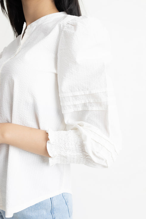 The Classic White Top